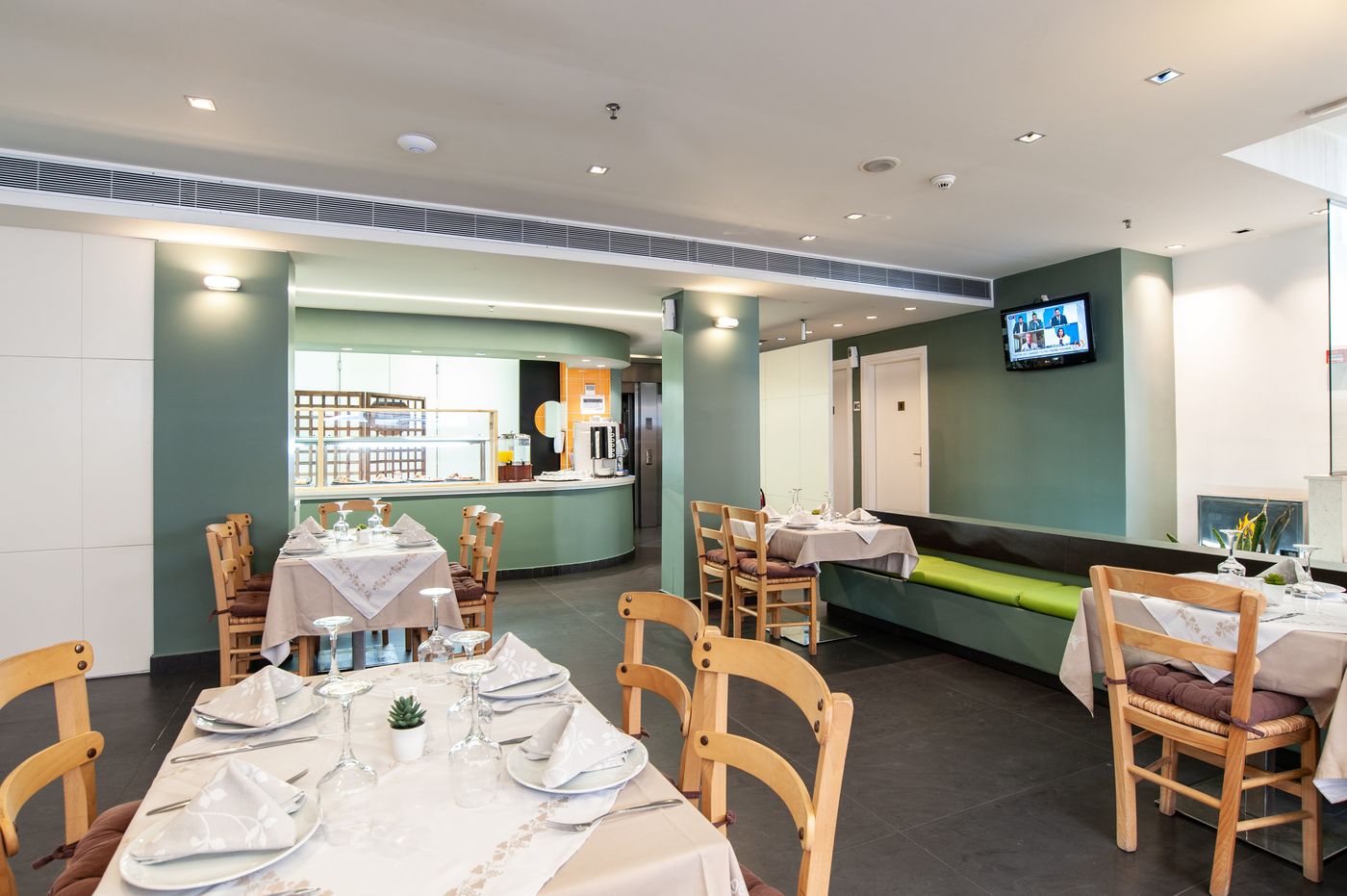 Atlantis-City-Hotel-Restaurant-49