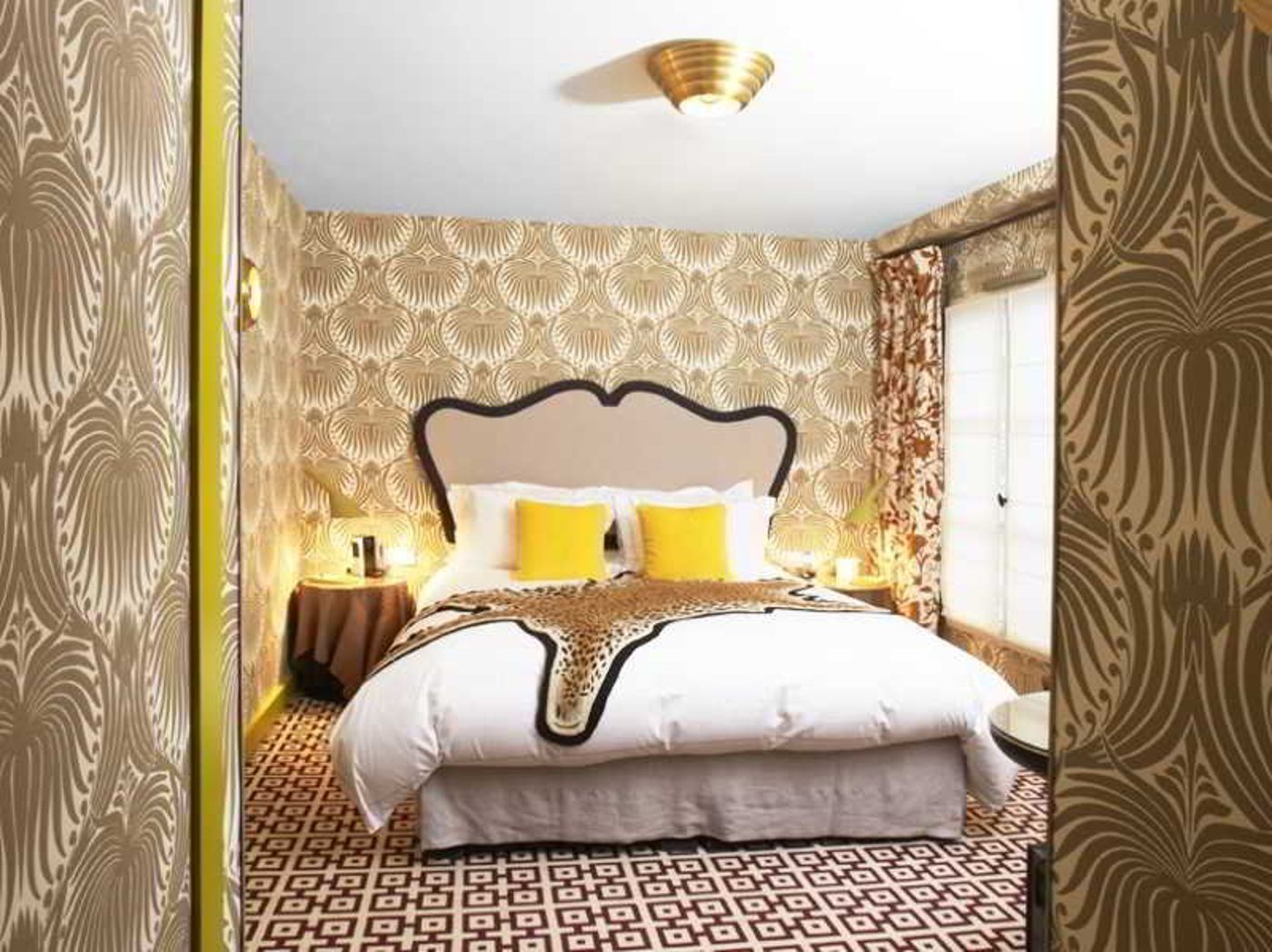 Hotel-Thoumieux-Room-23