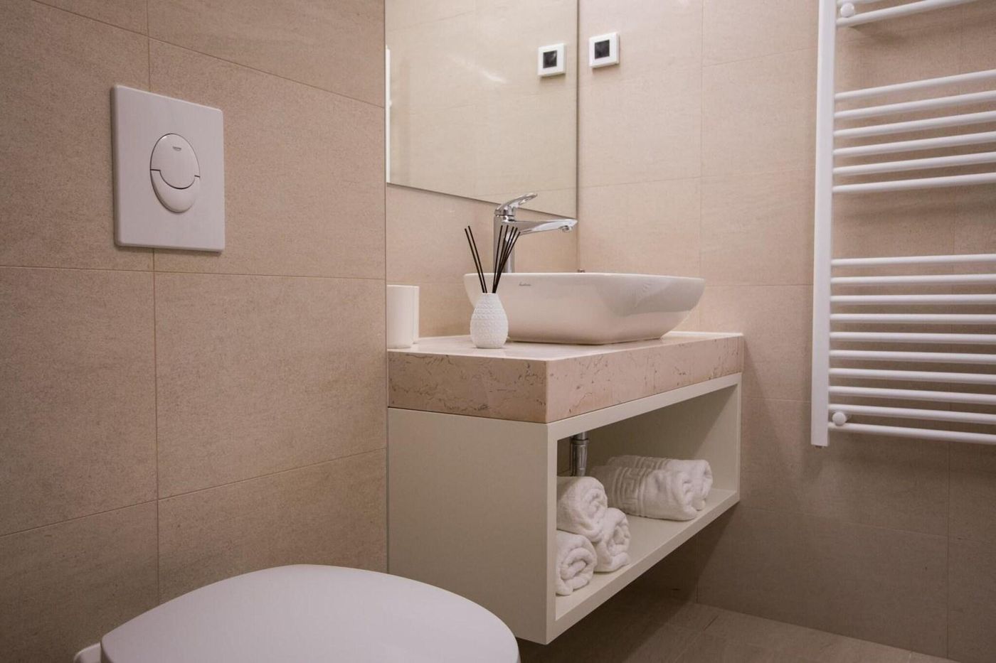 Bova-Luxury-Rooms-Room-30