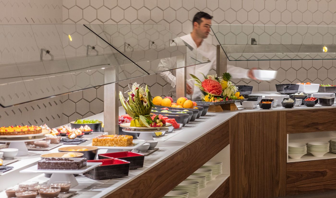 Golden-Costa-Salou---Adults-Only-Restaurant-23