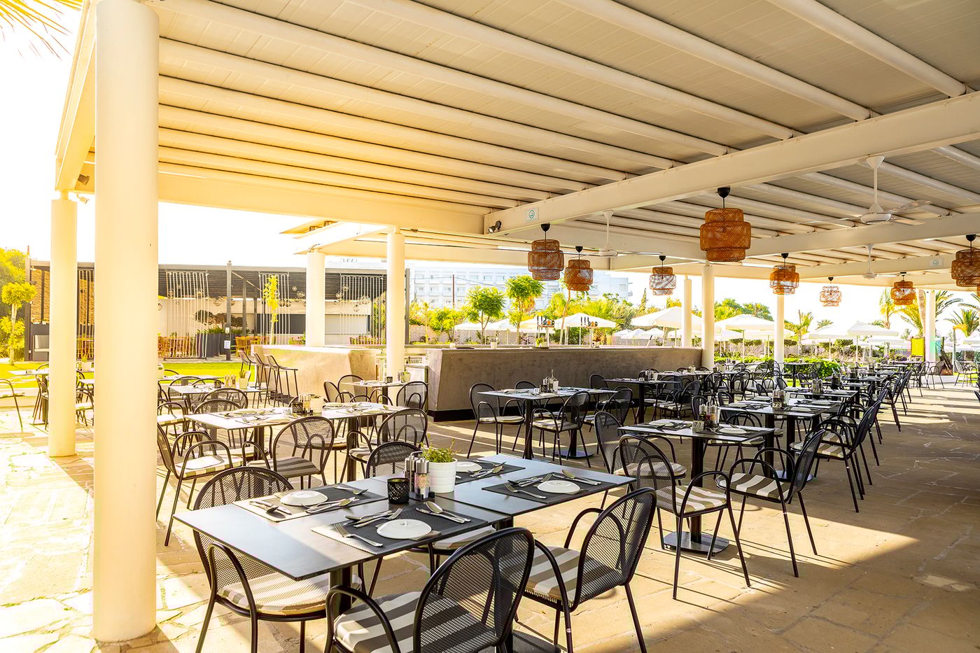 Crystal-Springs-Beach-Hotel-Restaurant-17