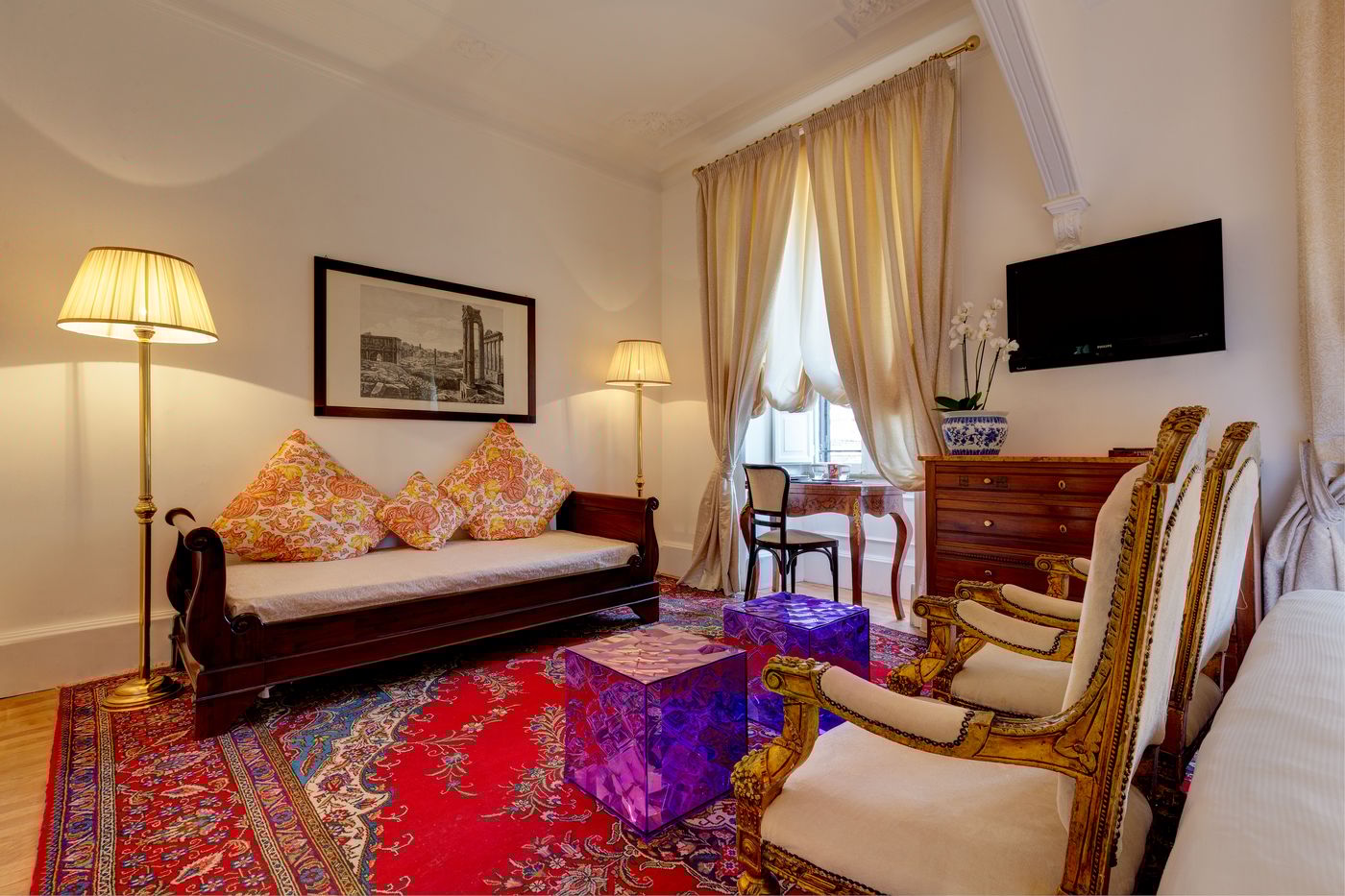 Grand-Hotel-Plaza-Room-21