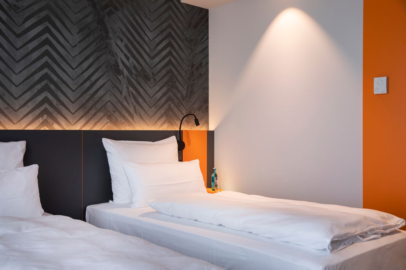 LOGINN-Hotel-Berlin-Airport-Room-19