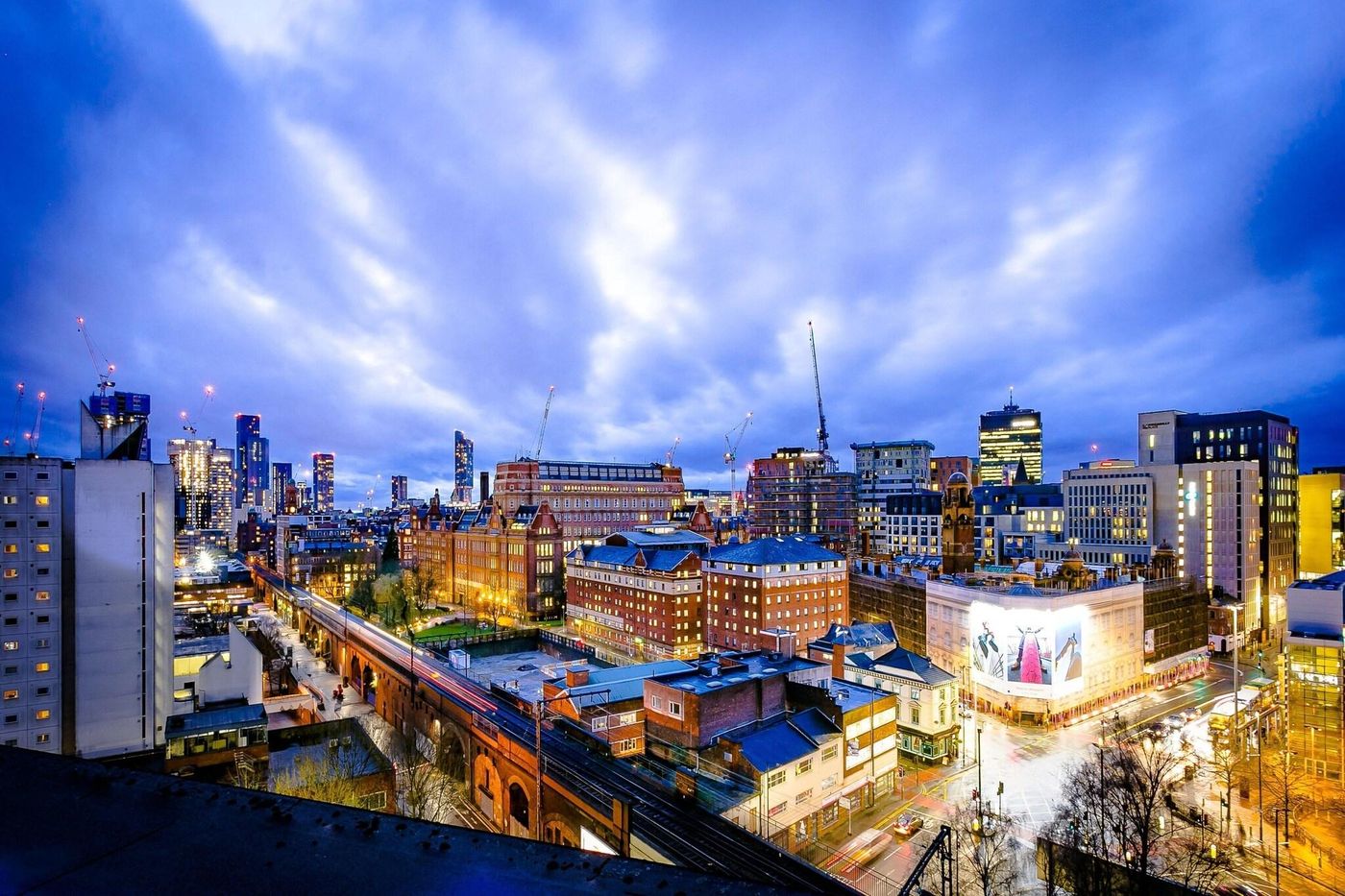 Manchester Piccadilly Hotel-United Kingdom-Manchester-General view-5