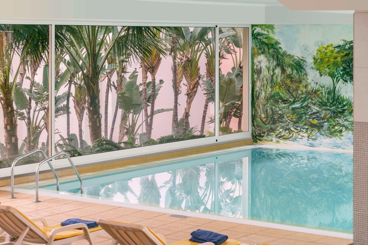 Dorisol-Mimosa-Pool-54