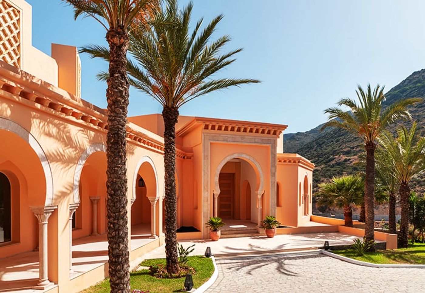 Royal tulip korbous 25.02