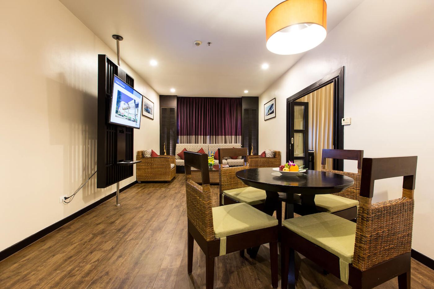 Deevana-Plaza-Phuket-Room-34