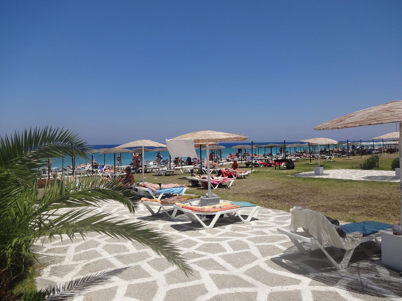 Dodeca-Sea-Resort-Beach-63
