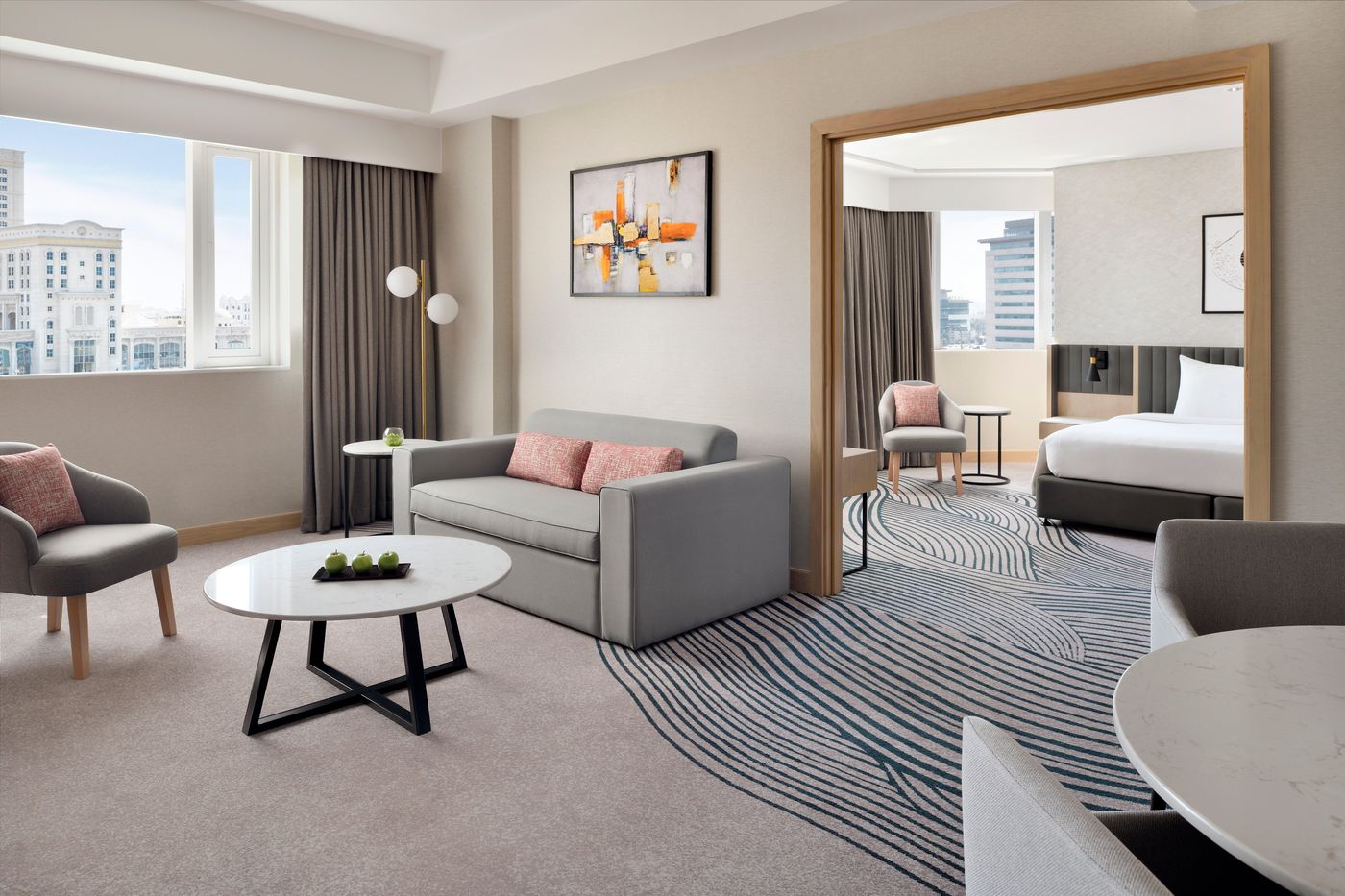 Crowne-Plaza-Jumeirah-Dubai-Room-17