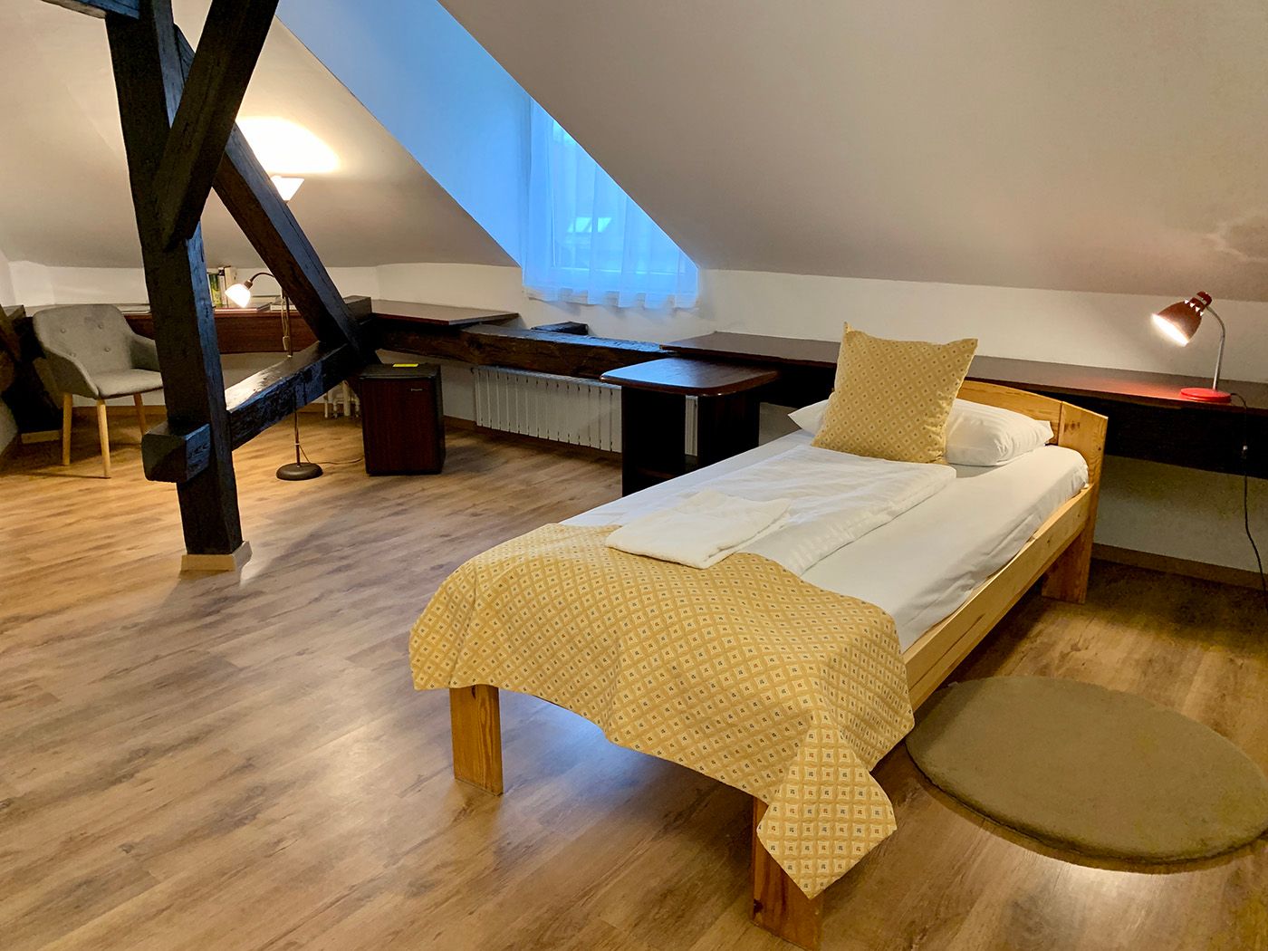 Gloria-Budapest-City-Center-Room-27