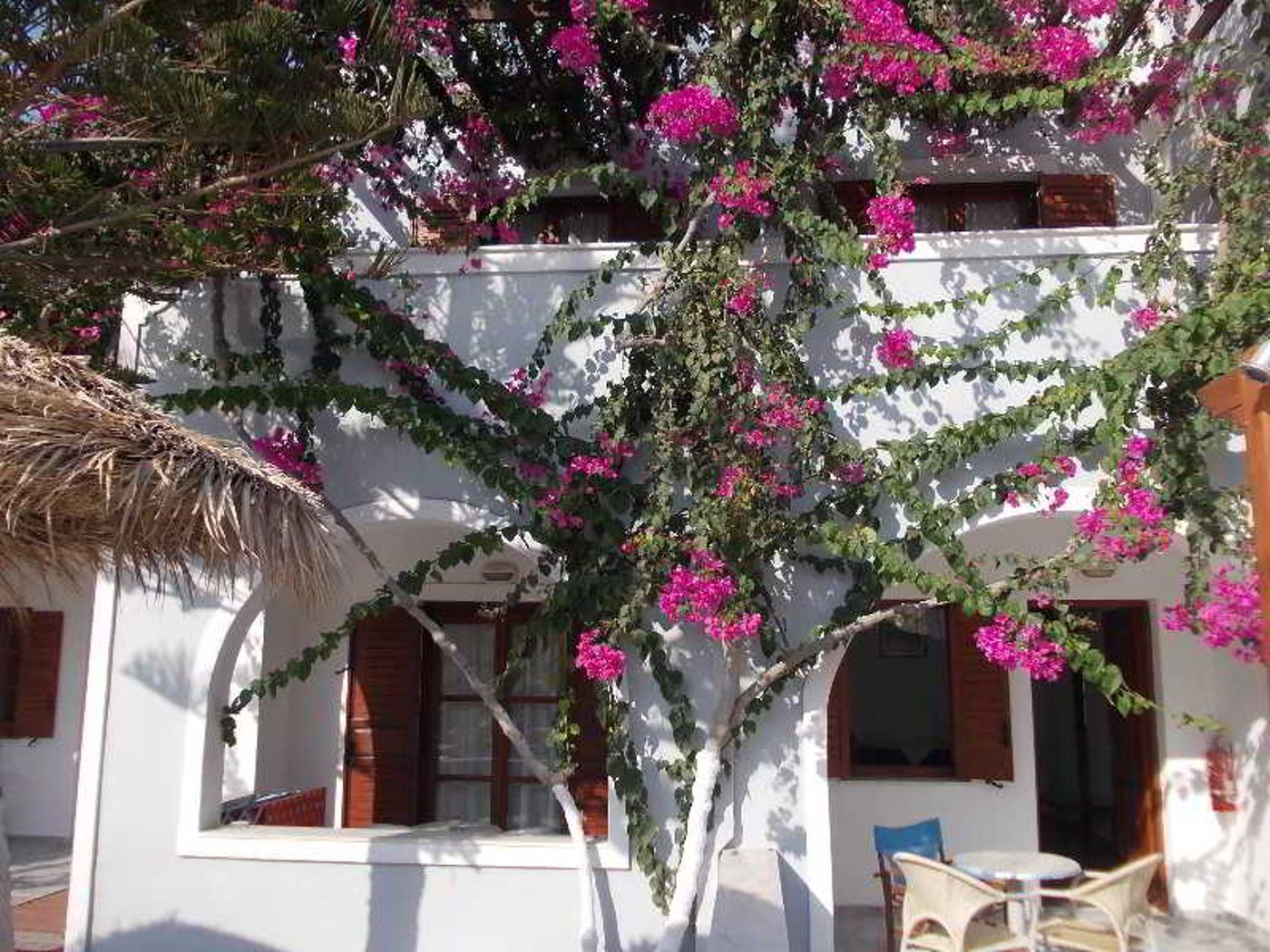 Aparthotel-Black-Sand-General-view-15