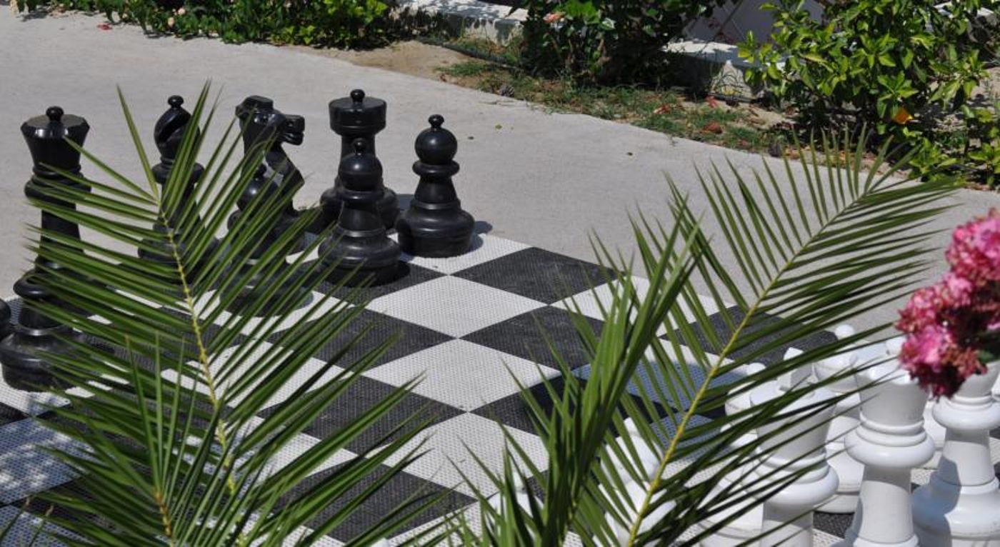 Matina Pefkos Apartments