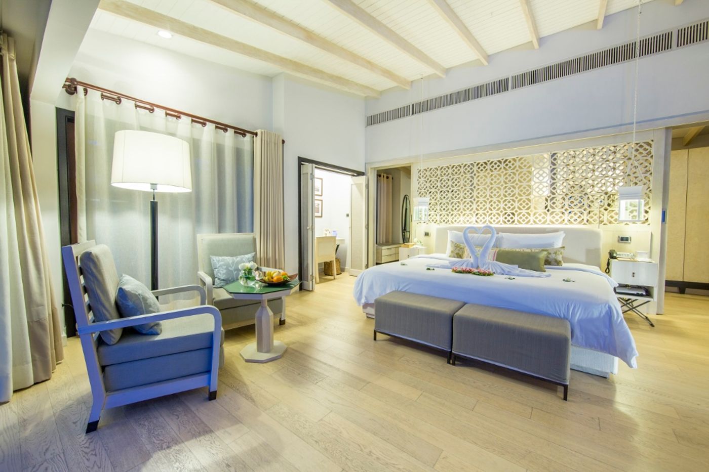 The-Shore-at-Katathani-Room-29