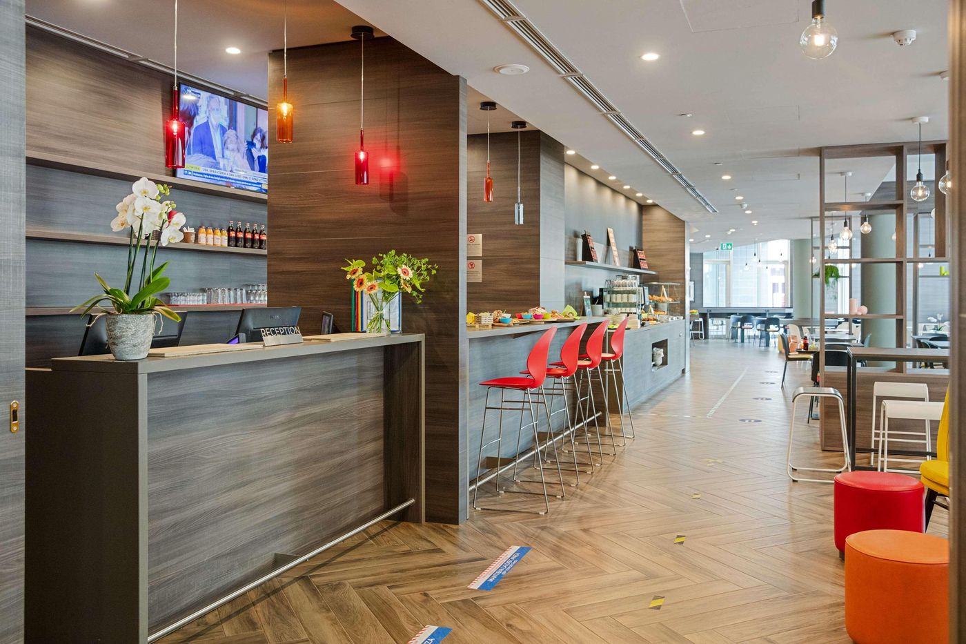 Campanile-Venice-Mestre-Lobby-5