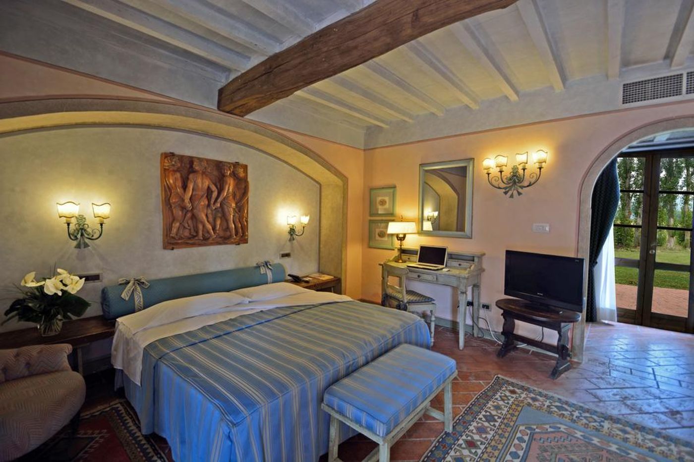 Calamidoro-Hotel-Room-10