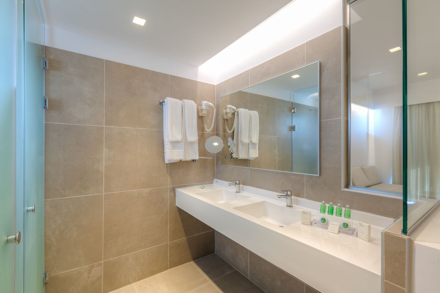 Aeolos-Beach-Room-34