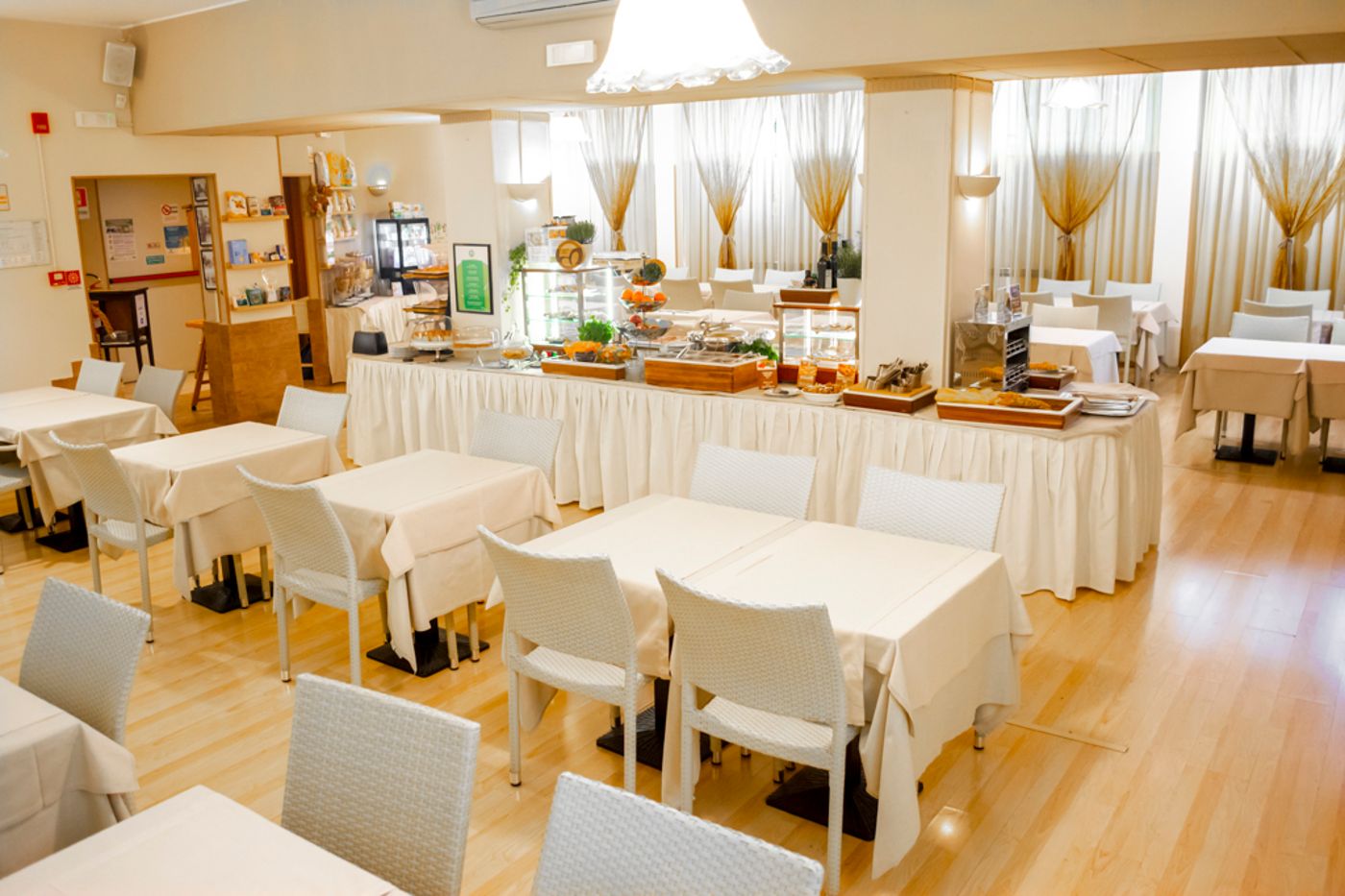 Eco-Hotel-Milano---Bioriso-Restaurant-Restaurant-9