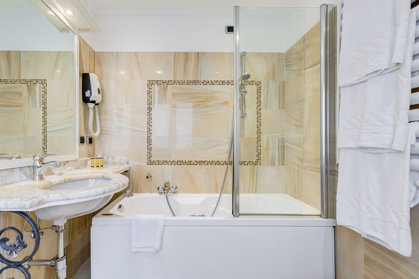 Residenza-Cellini-Room-39