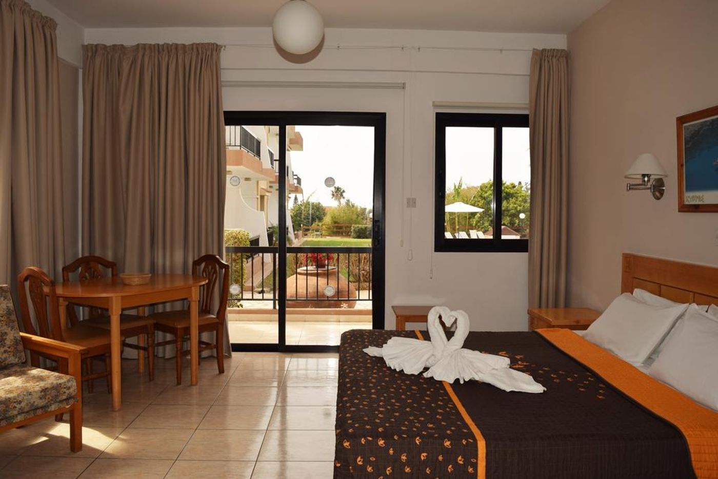 Anna-Hotel-Apartments-General-view-17