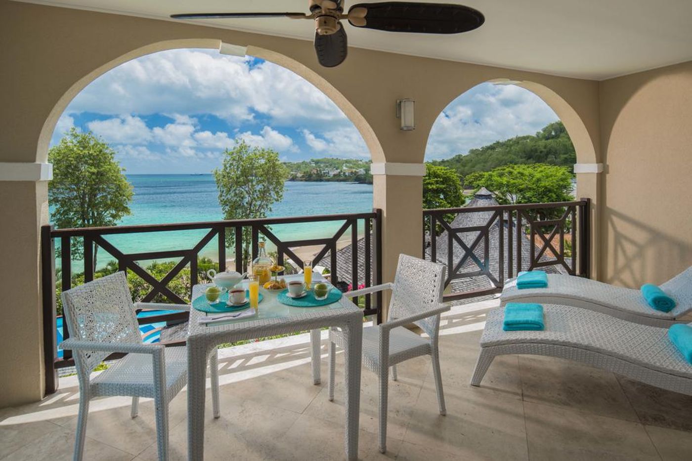 Sandals Regency La Toc