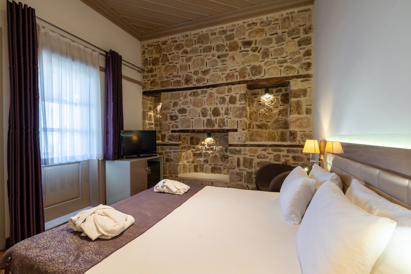 Puding-Hotel-Room-47