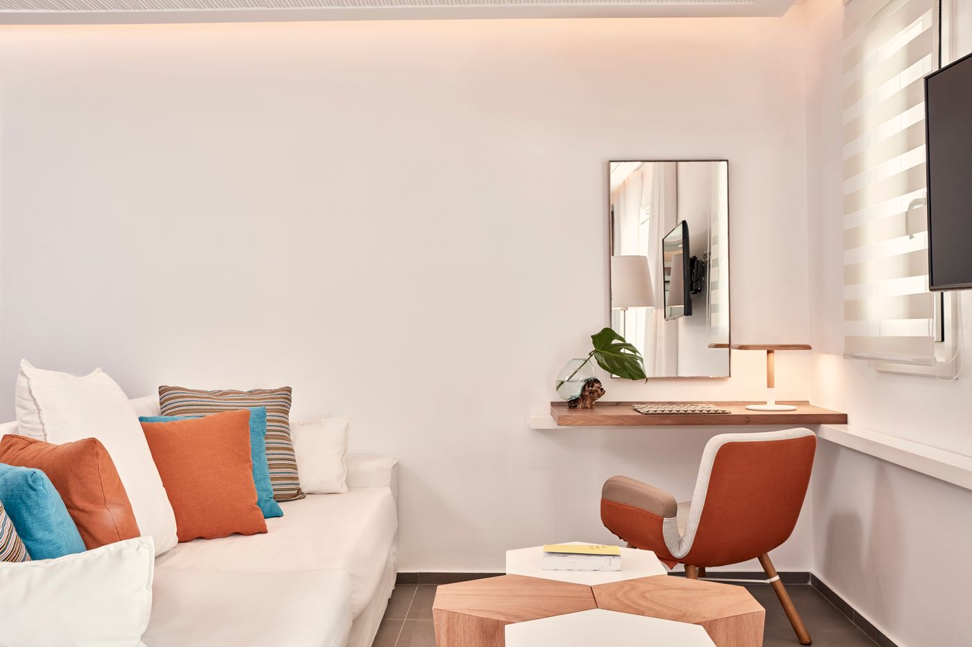 Myconian-Korali-Relais---Chateaux-Room-47