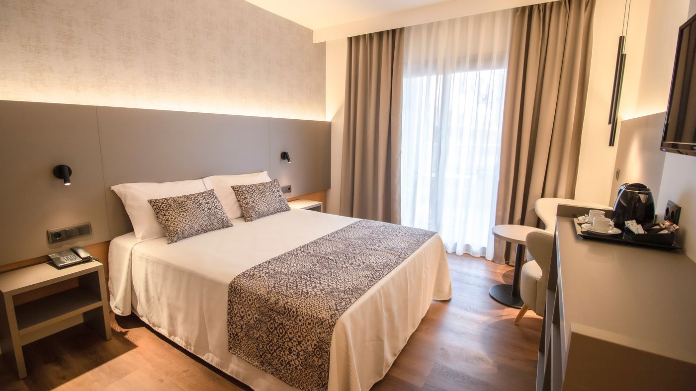 Golden-Bahia-de-Tossa-Room-27