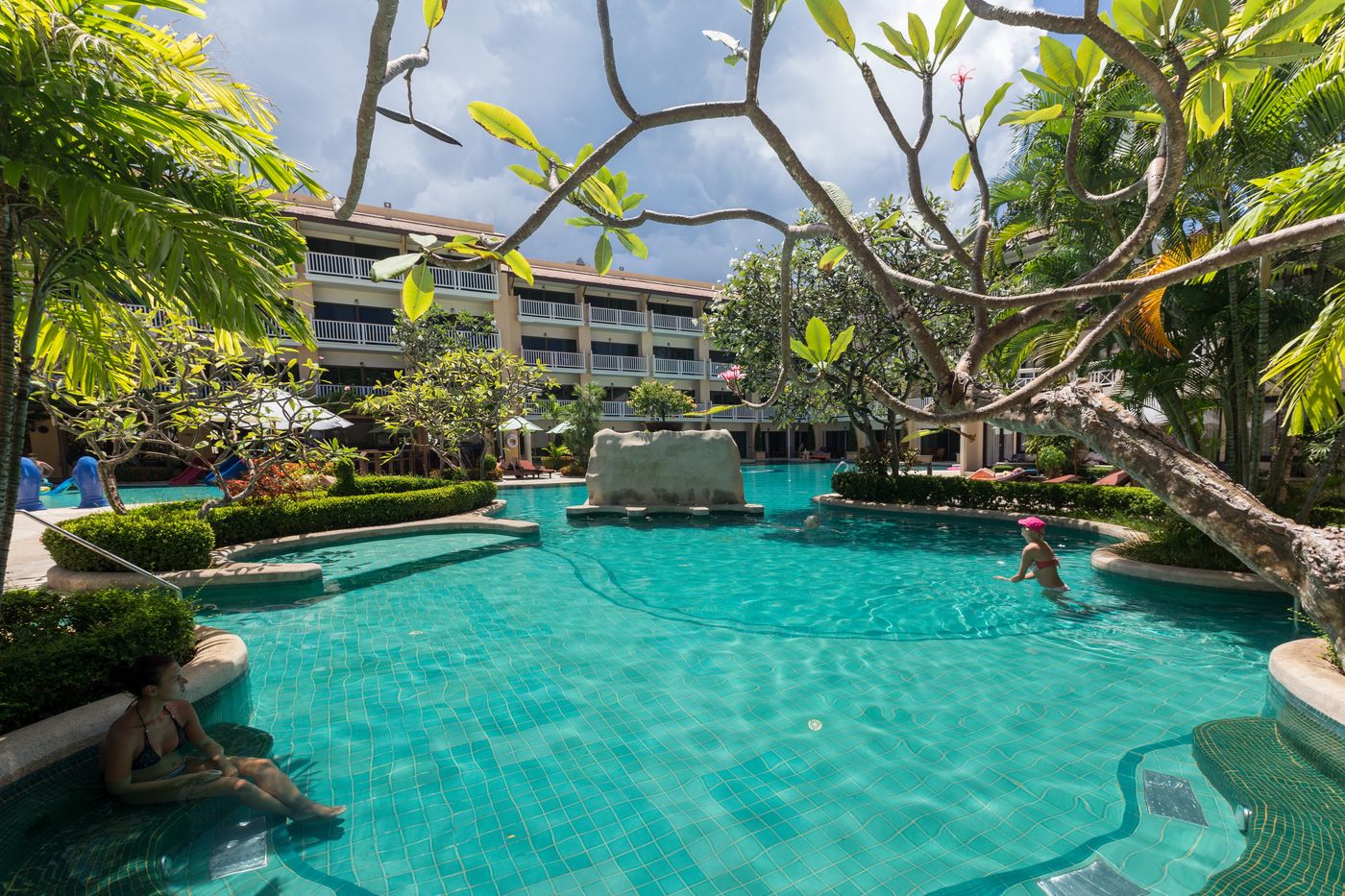 Thara-Patong-Beach-Resort-Pool-4