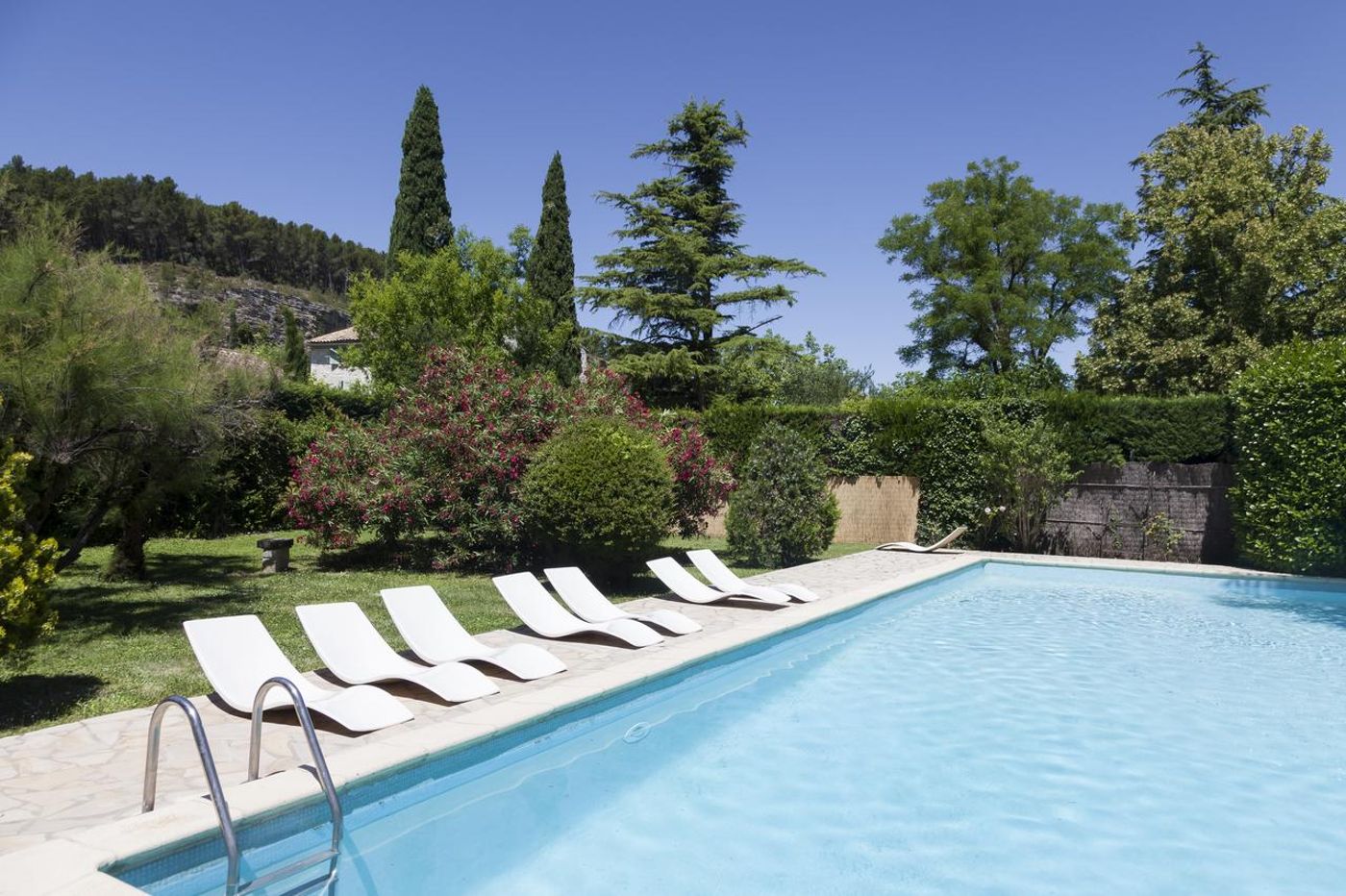 Logis Hôtel Castel Mouisson-France-Barbentane-Lobby-5