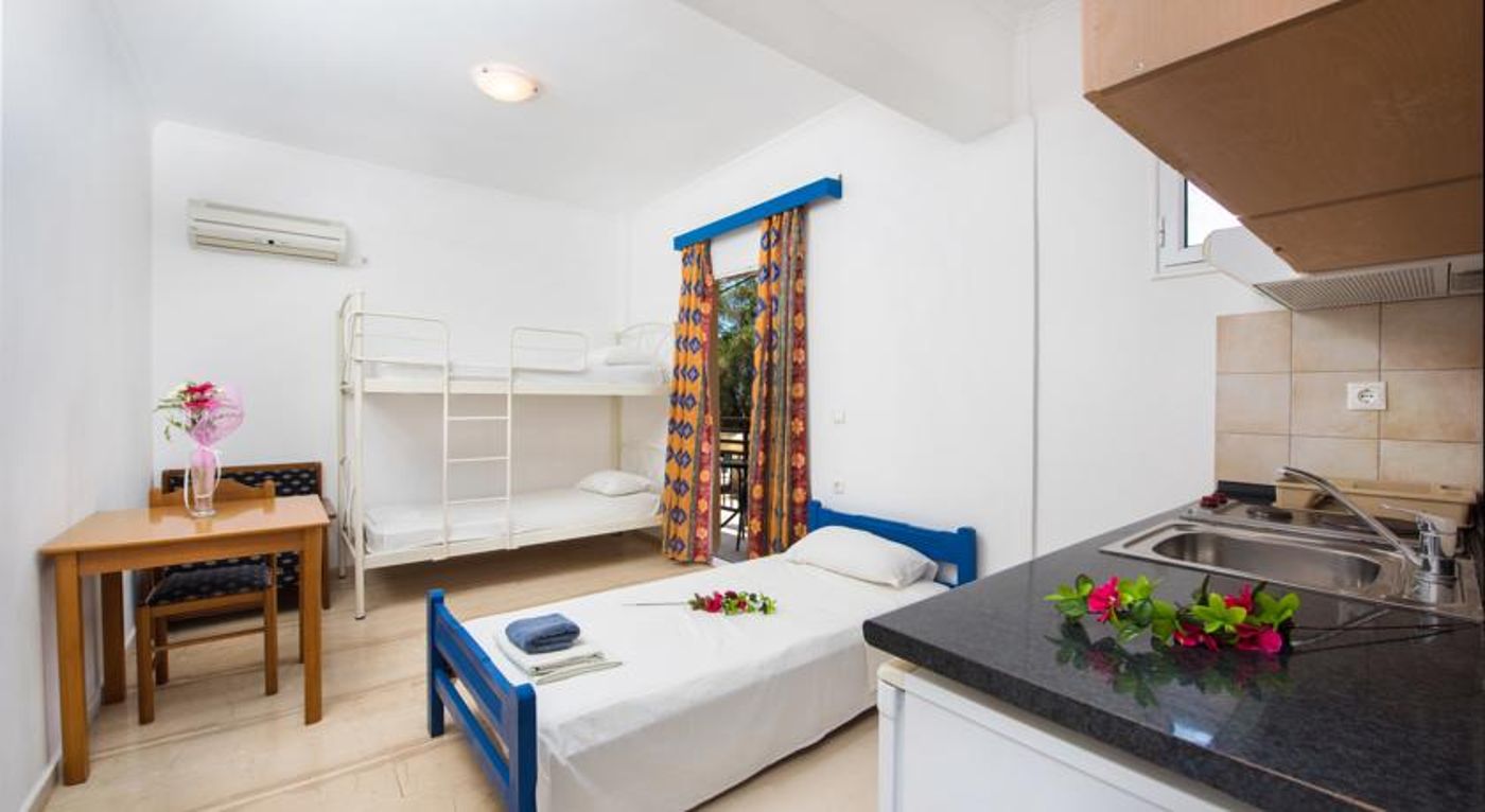 Aquarius Beach Hotel