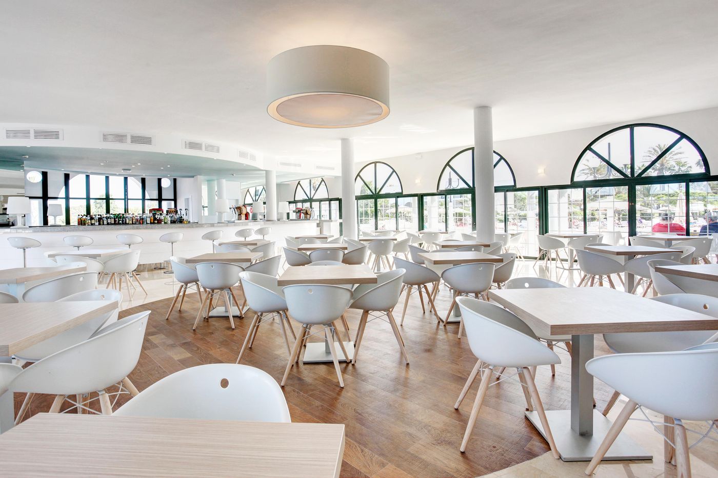 Grupotel-Mar-de-Menorca-Bar-38