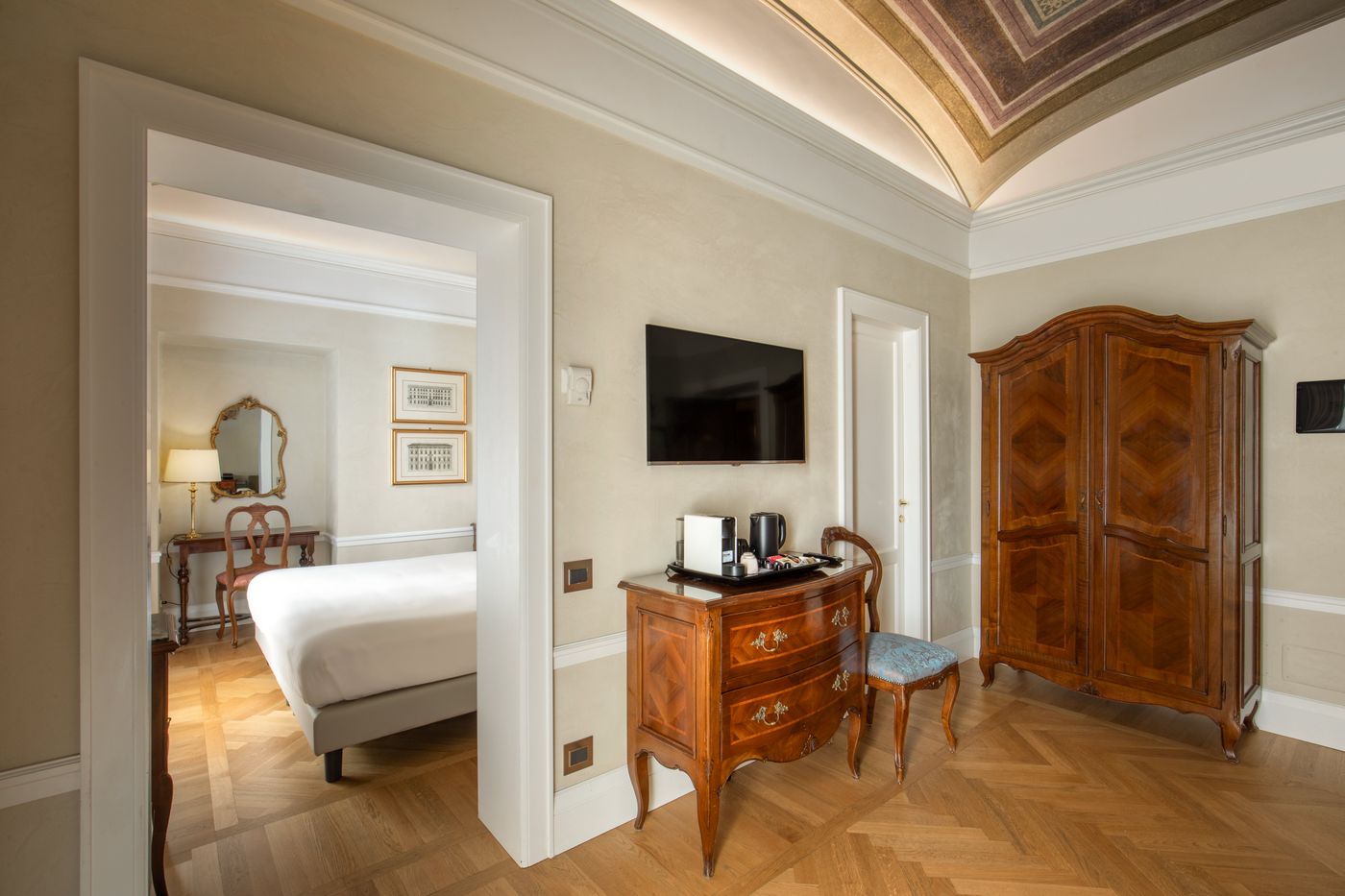 Hotel-Canada--BW-Premier-Collection-Room-26