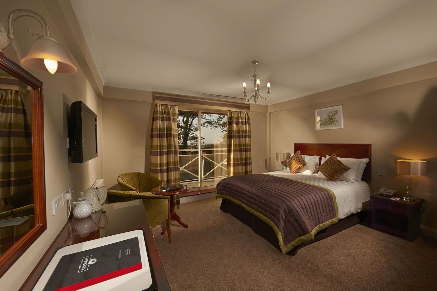 Les Rocquettes Hotel-United Kingdom-St. Peter Port-Room-5