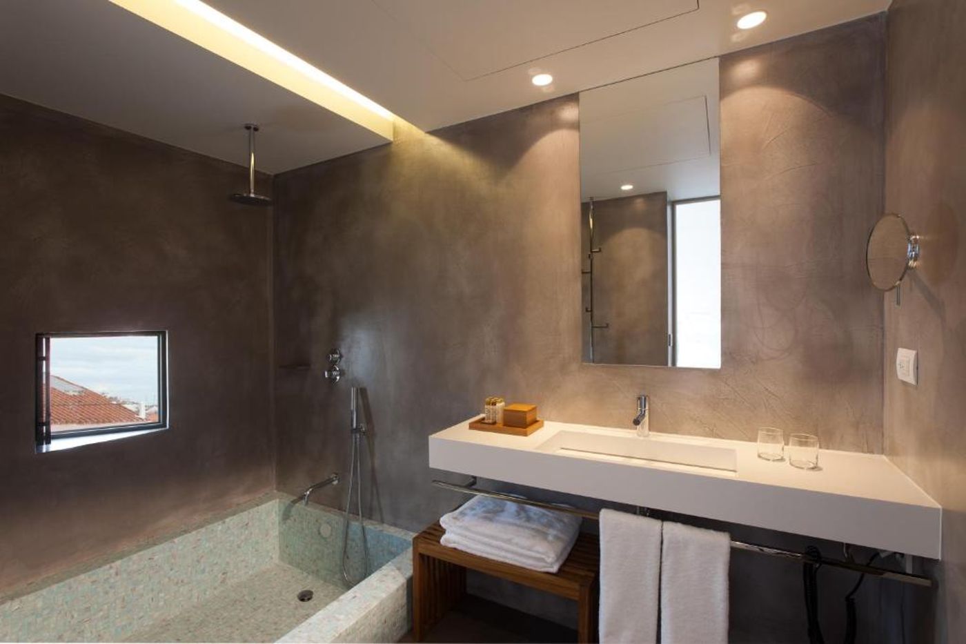 Memmo-Alfama-Room-22