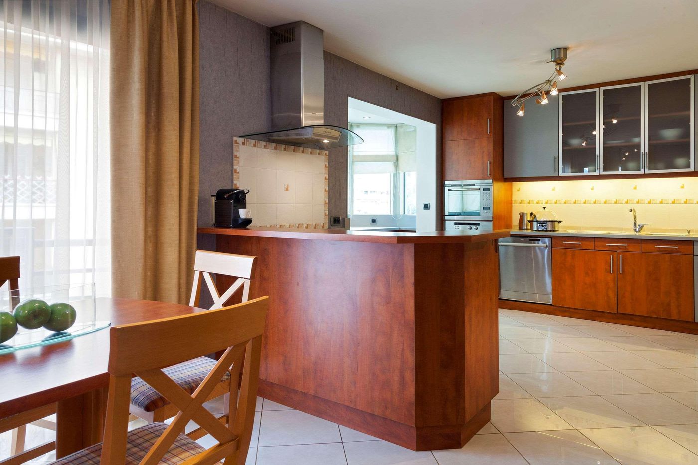 Neho-Suites-Cannes-Croisette-Room-41