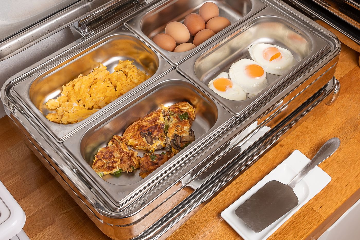 Nana-Angela-Apartments-Restaurant-40