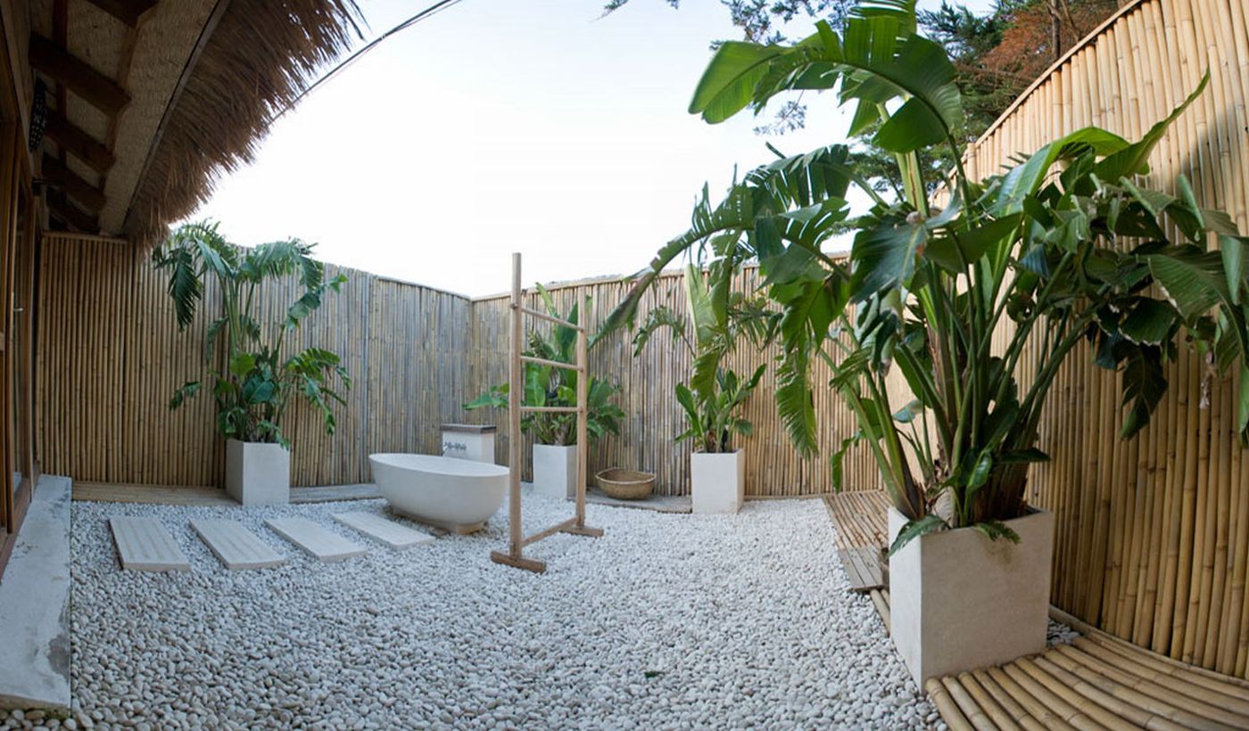 Hotel-100--Fun-Room-2