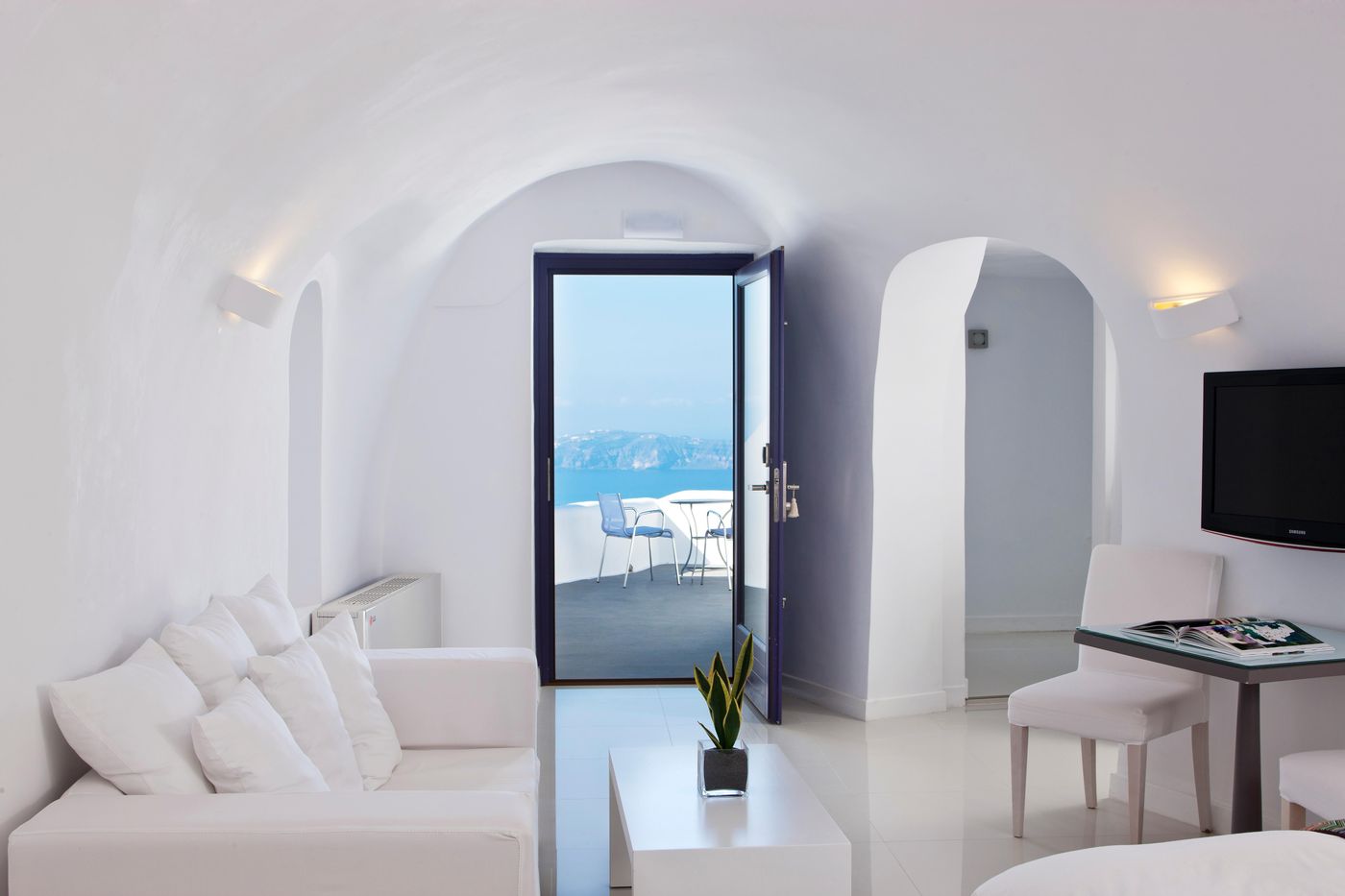 Chromata-Apartments---Adults-Only-Room-10