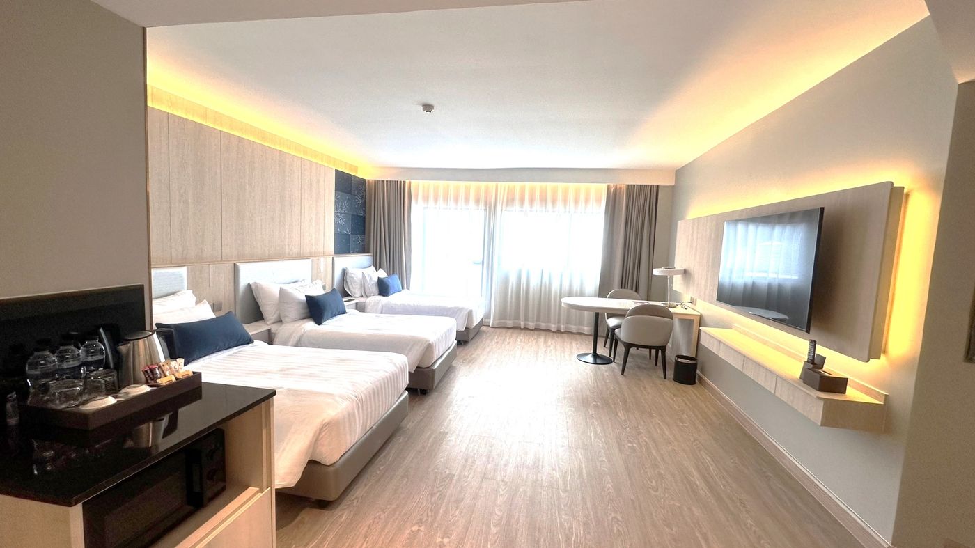 Centre-Point-Plus-Hotel-Pratunam-Room-38