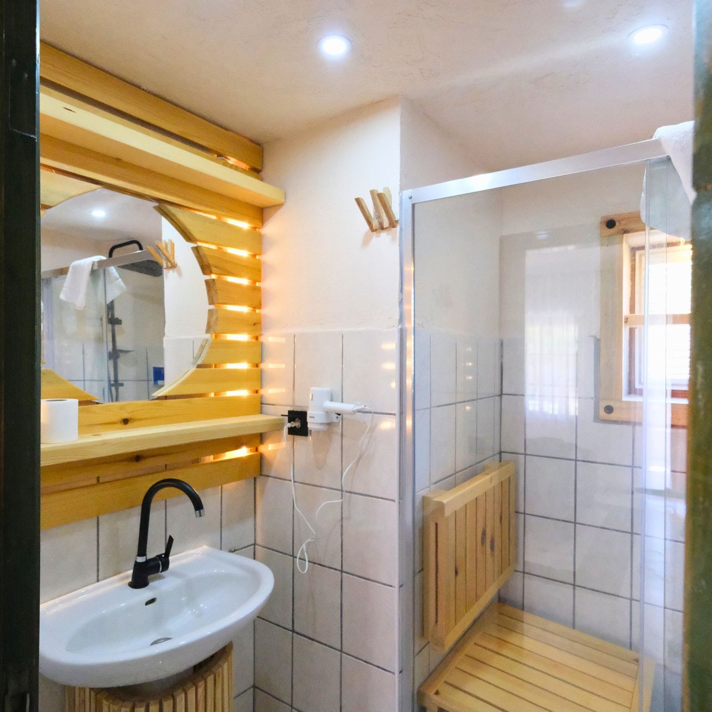 Club-Mel-Holiday-Resort-Room-77