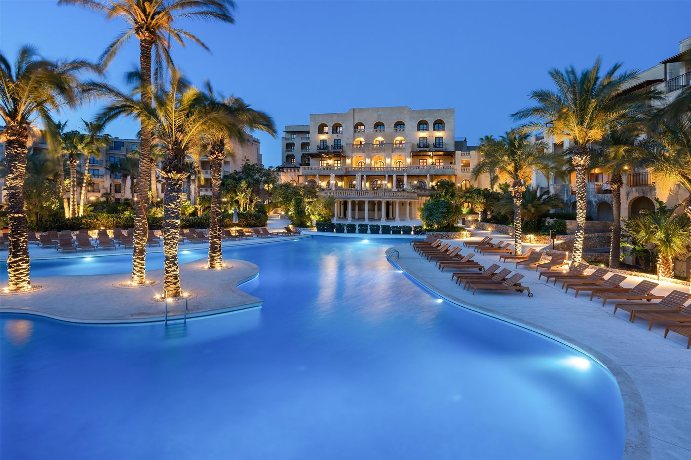 Kempinski-Hotel-San-Lawrenz-Pool-3