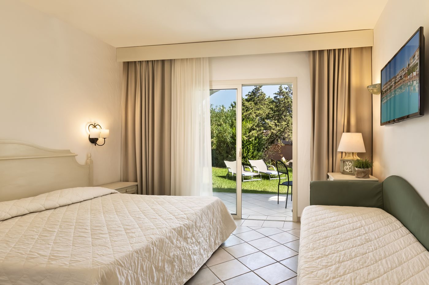 Grand-Hotel-In-Porto-Cervo-Room-21