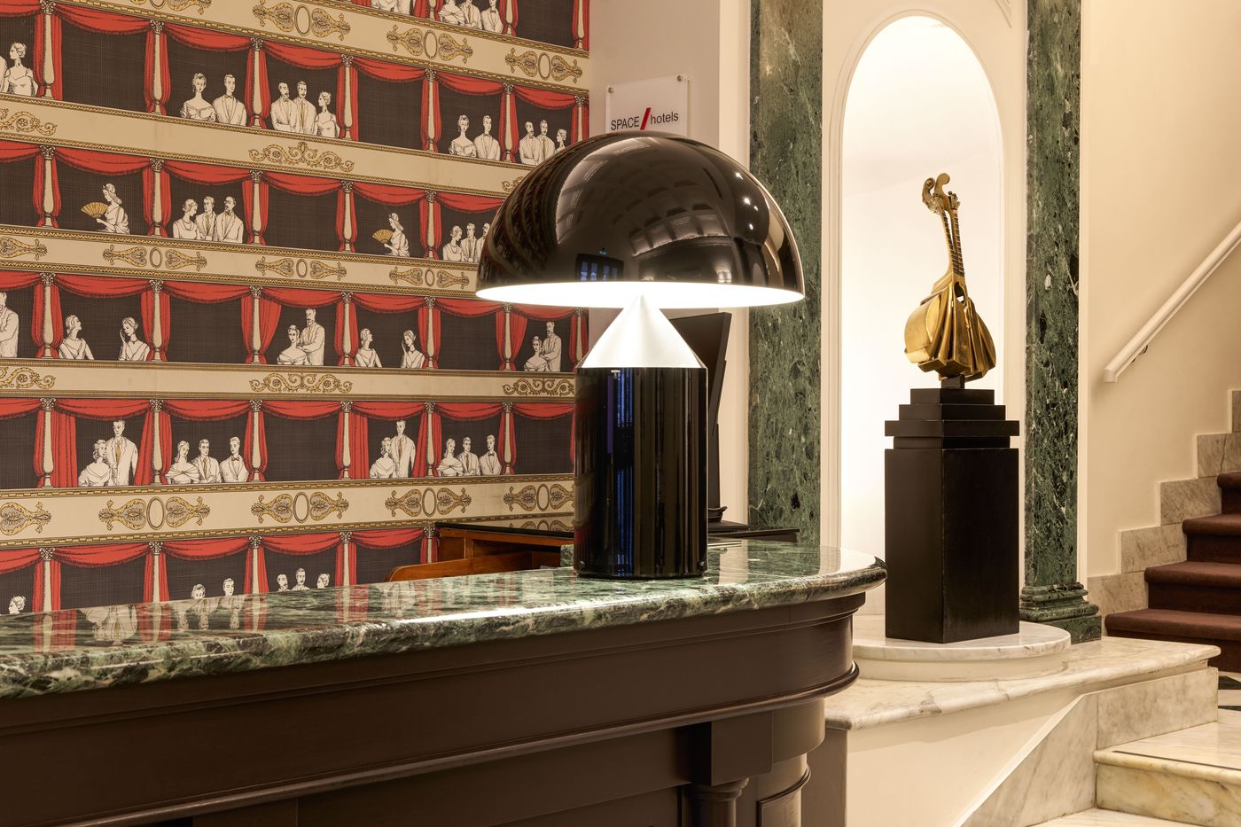 Hotel-Mascagni-Lobby-13