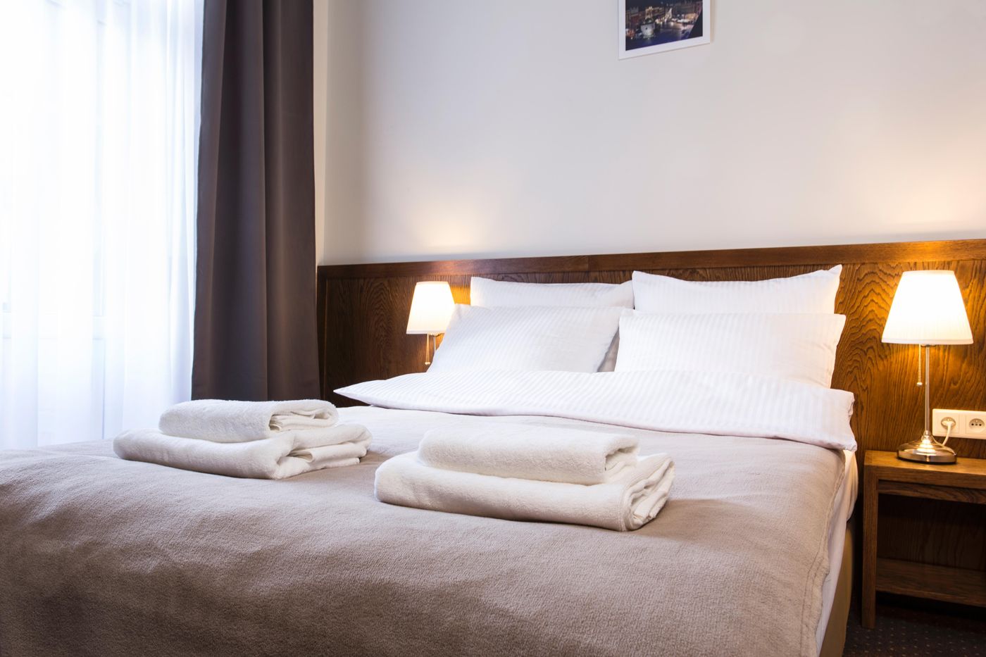 Daniel Griffin Aparthotel by Artery Hotels-Poland-Kraków-Room-7