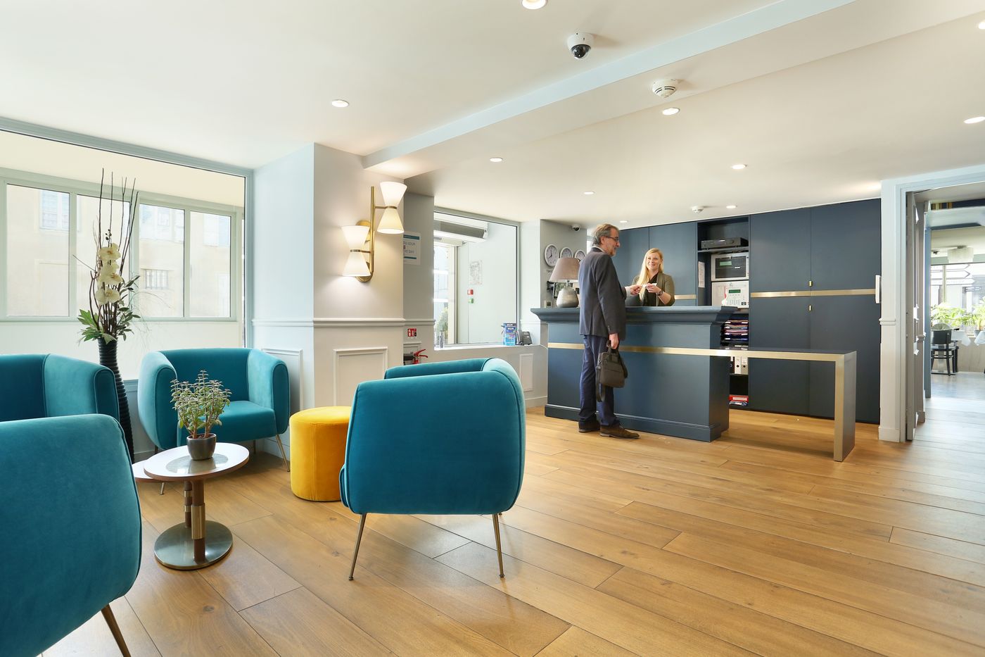 Hob-Le-Cheval-Blanc-Lobby-6