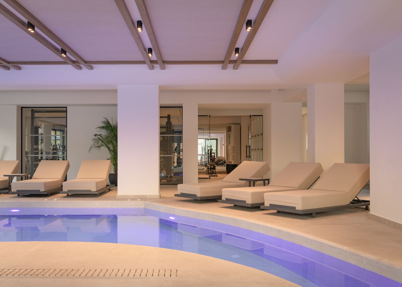 Theartemis-Palace-Pool-78