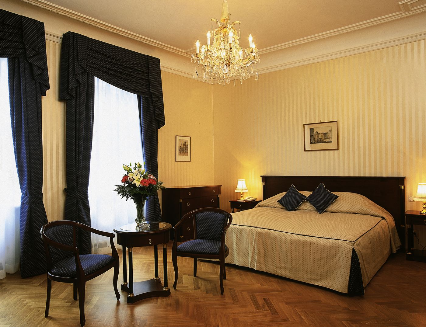 Ambassador - Austria - VIENNA - Room - 12