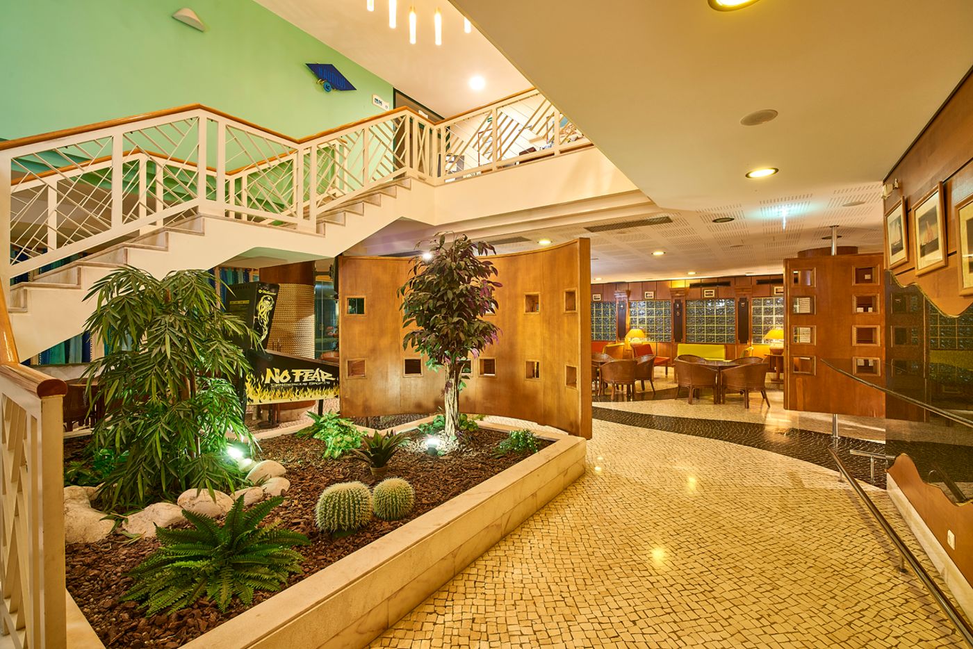 Oceanus Aparthotel