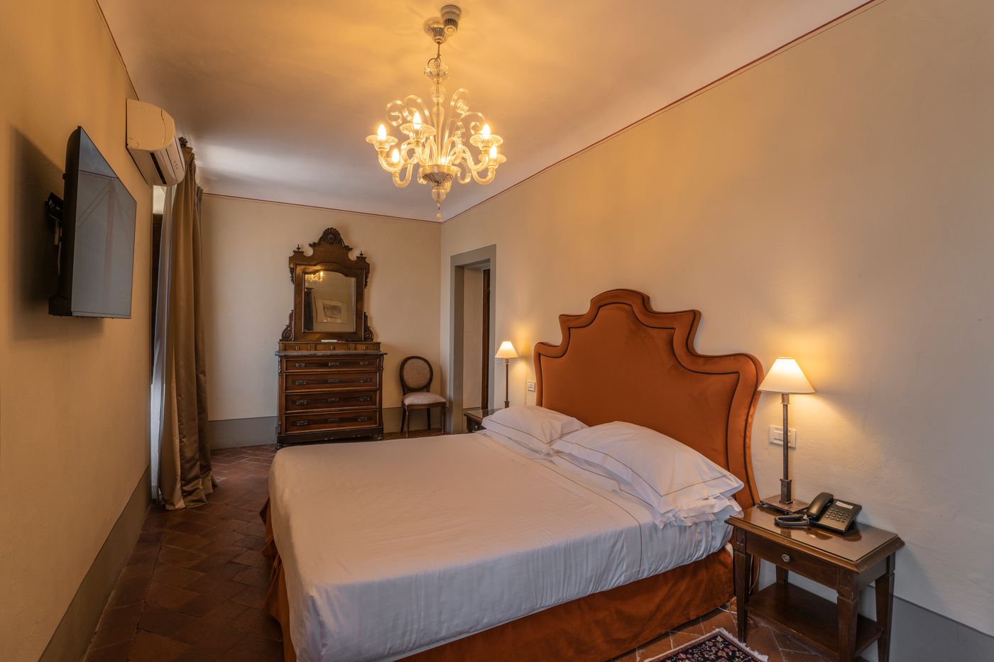 Palazzo-Leopoldo-Dimora-Storica---Spa-Room-38