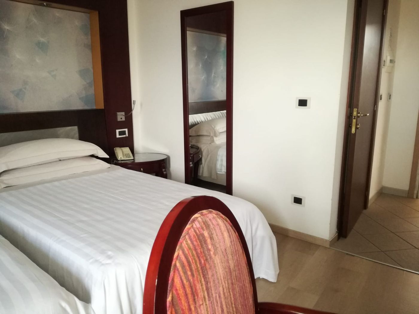 Mercure-Olbia-Room-22